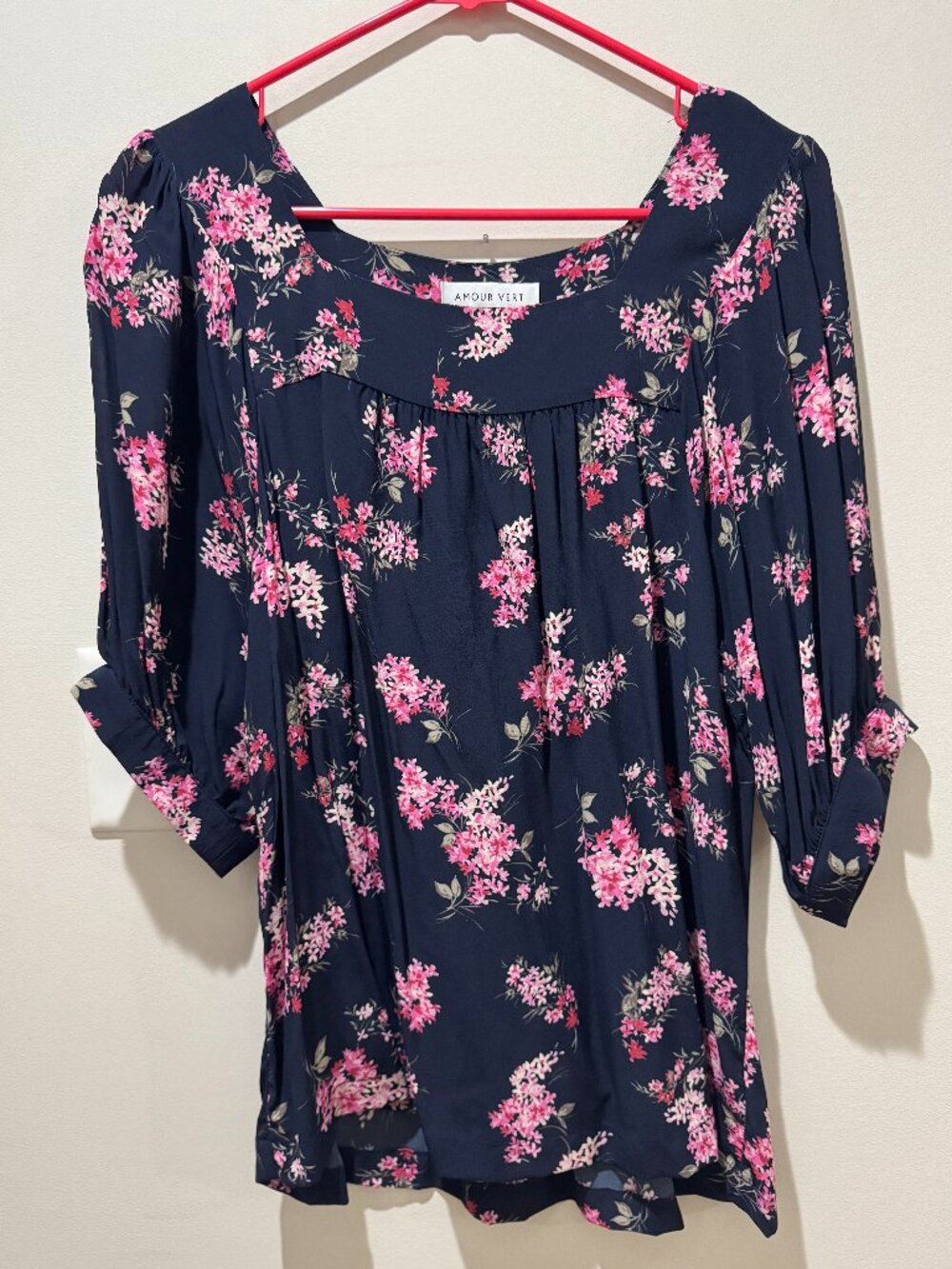 Amour Vert floral square neck blouse--sz M